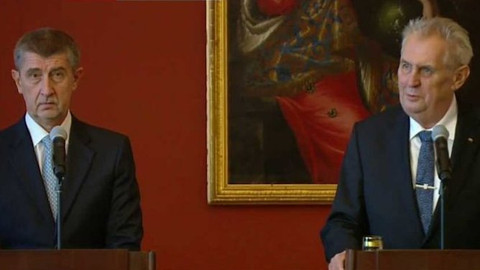 Mimořádné pořady ČT24 - Miloš Zeman jmenuje vládu Andreje Babiše