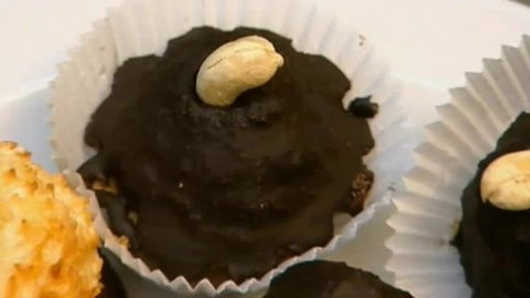 Pod pokličkou - Čokoláda z karobu nebude vám na škodu