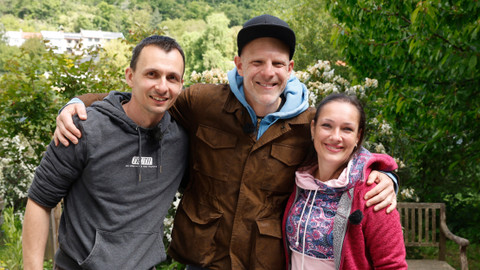 Tři v zahradě - Epizoda 1/8