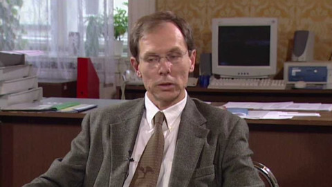 Čaj pro třetího - Jsme malí, slabí...