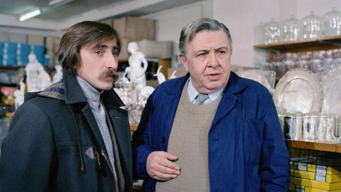 Malý pitaval z velkého města - 7/15 Vedoucí partiové prodejny