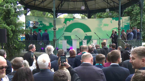 Otázky Václava Moravce - 14. září 13:05