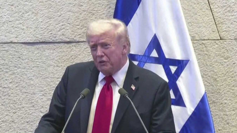 Události, komentáře - 13. října