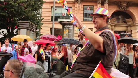 Queer - Prezident buzerantů