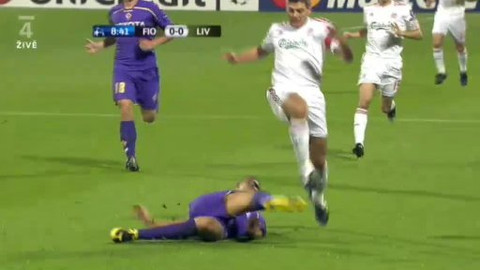 Liga mistrů UEFA - ACF Fiorentina - Liverpool FC