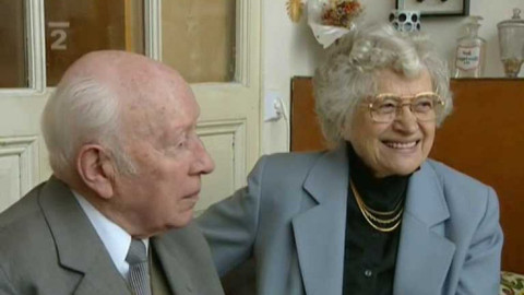 Domácí štěstí - 14. dubna 2002