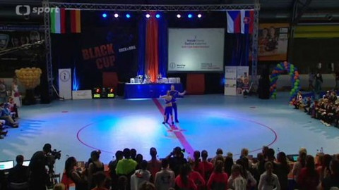 Taneční sport - MČR v akrobatickém rock and rollu 2015 Praha