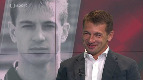 Slavné fotbalové šampionáty - 8. června 2016