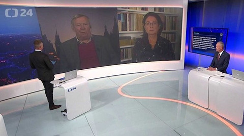 90’ ČT24 - Jedná prezident v souladu s ústavou?