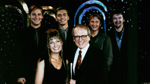 S politiky netančím