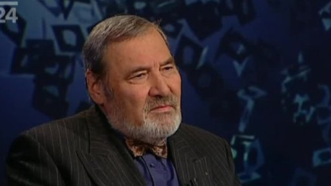 Před půlnocí - 19. prosince 2011