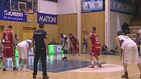 Basketbal - ČEZ Basketball Nymburk - BK Děčín