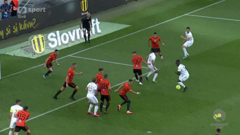 Fotbal - Slovan Bratislava - MFK Ružomberok