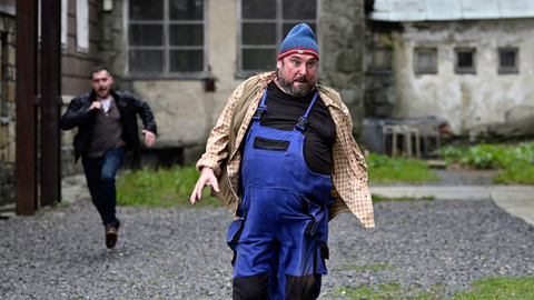 Stíny v mlze - 3/12 Tanečnice