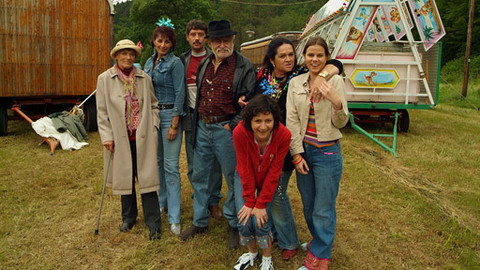 Náves - 8/10 Komedianti