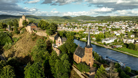 Vinorodé břehy - 7/7 Vinorodé břehy Sáry
