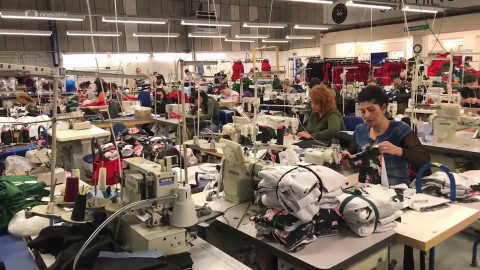 Pod podšívkou - 3. Proč triko nemůže stát 99 korun?