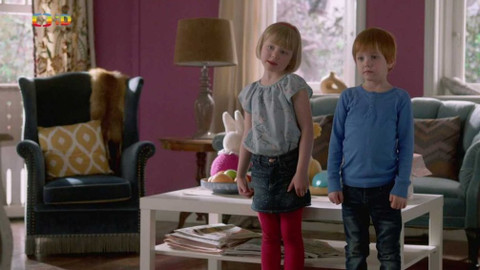 Karsten a Petra - 18/20 Karsten a Petra skládají nábytek