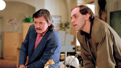 Hříchy pro diváky detektivek - 8/10 Smrt na inzerát