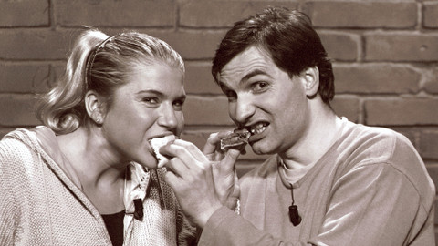 Krásný ztráty - 7. května 2001