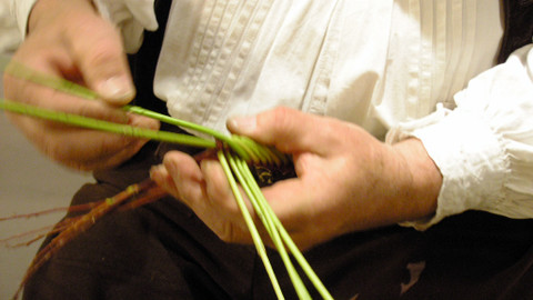 Sama doma - 16. dubna 2014