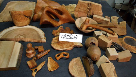 Kus dřeva ze stromu - 12/26 Třešeň