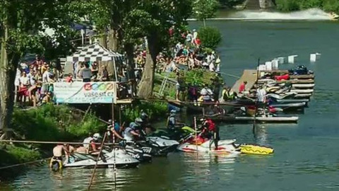 Jachting - Závody vodních skútrů