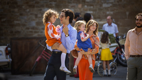 Geniální přítelkyně III: Příběh těch, co odcházejí, a těch, kteří zůstanou - 7/8 Zkus to znovu