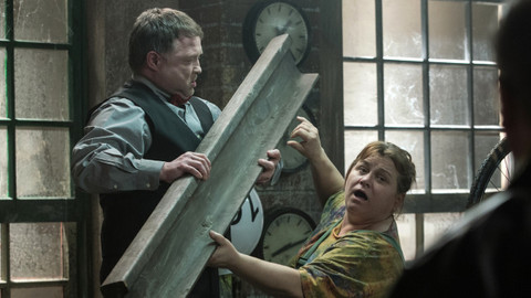 Trapný padesátky - 8/12 Manžel