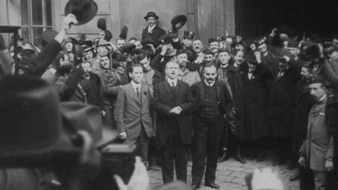 Zrod Československa: vznik státu na filmovém pásu - 5. Sláva republice!