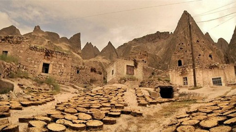 Na cestě - Na cestě po Nigde