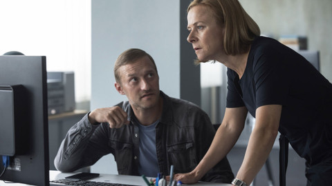 Stíny v mlze - 7/12 Čarovná noc