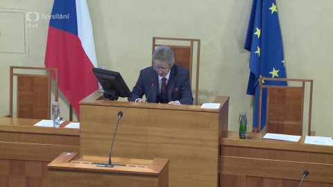 Záznam z jednání schůze Senátu PČR - 29. dubna