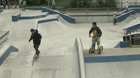 Moudronos - Kdo je hrdina?