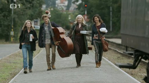 Deník Dity P. - 8/16 Vlakem