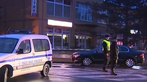 Mimořádné pořady ČT24 - Speciál ČT24 ke střelbě v Uherském Brodě