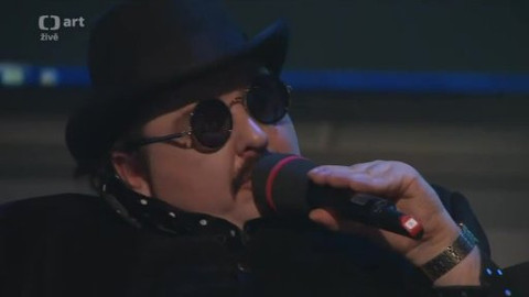 Tečka páteční noci - 20. prosince 2013