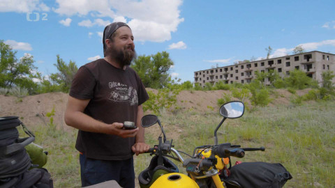 Žlutou žábou až do Mongolska - 7/12 Atomové město a tajná služba