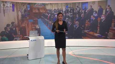 90’ ČT24 - Senátoři chtějí zrušit zákaz prodeje v maloobchodu