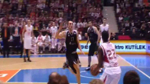 EuroCup v basketbalu - Bizkaia Bilbao Basket - ČEZ Basketball Nymburk