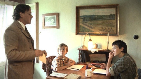 Dovolená v Protektorátu - 2/8 Pravidla přežití