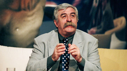 Věšák - Július Satinský