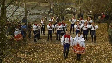 Hraje vám... / Zveme vás... - Výlov rybníka