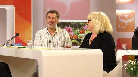 Sama doma - 10. května 2012