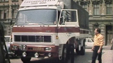 Archiv ČT24 - Nákladní auta