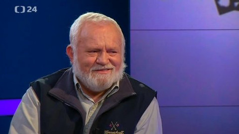 Před půlnocí - 31. října 2013