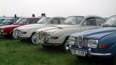 Auto Moto Revue - 1. července 2006