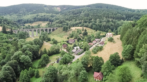 Spolu na hranici - 8/16 Na kolech