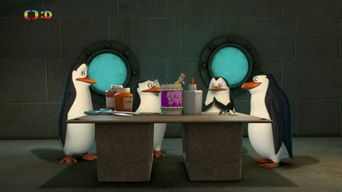 Tučňáci z Madagaskaru - Malonožka / Oběti mateřského objetí