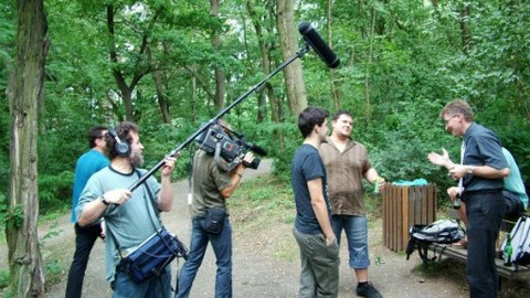 Po hladině - Město